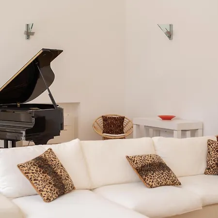 Relais Magnolia Bed & Breakfast Conversano